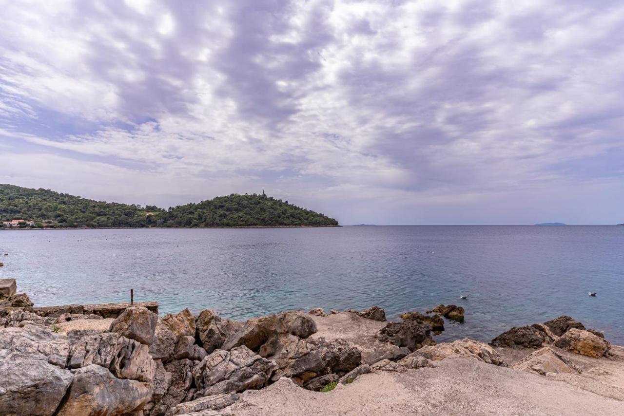 Apartman Grosic Brna Εξωτερικό φωτογραφία