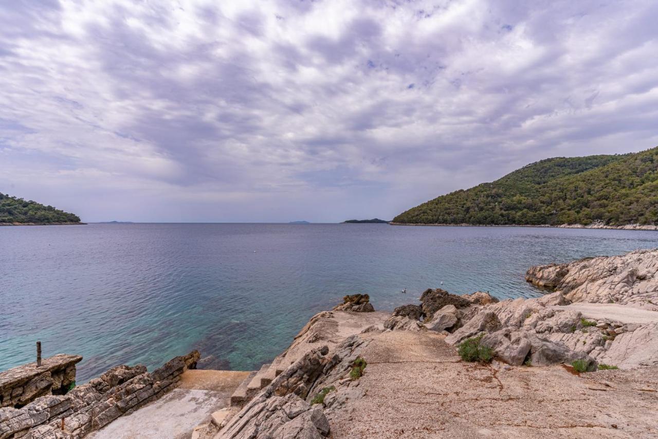 Apartman Grosic Brna Εξωτερικό φωτογραφία