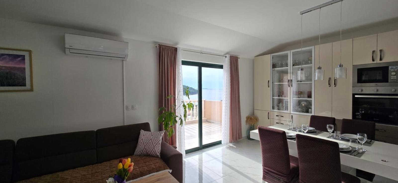 Apartman Grosic Brna Εξωτερικό φωτογραφία